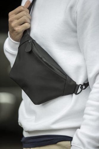 Borseta 2401E15060, Everestus, 28x15x5.5 cm, Poliuretan, Negru