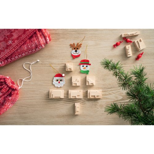 Ornament pentru bradul de Craciun, Everestus, 21OCT1432, 73 x 82 x 1.5 mm, Pasla, Multicolor
