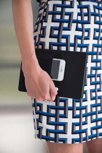 Agenda A5 cu buzunare pentru telefon si pix, Everestus, DE, pu, hartie, negru