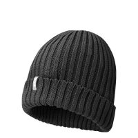 Caciuli, esarfe si manusi